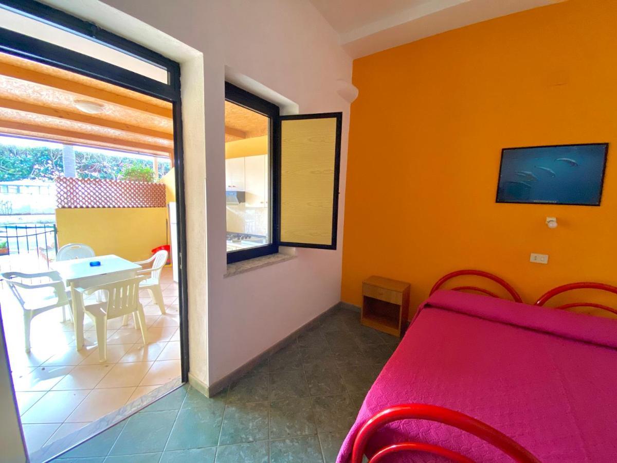 Residence Hotel Felix Ricadi Exterior foto