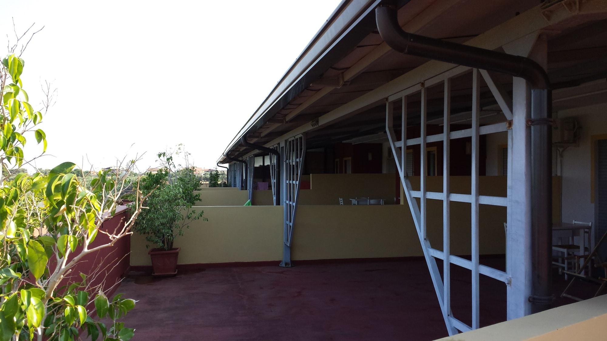 Residence Hotel Felix Ricadi Exterior foto